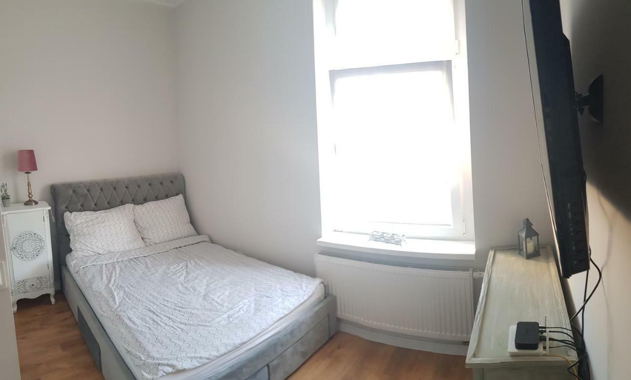 Apartament Piano Mini Apartment Malbork Bagian luar foto