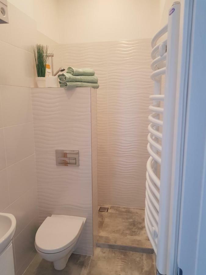Apartament Piano Mini Apartment Malbork Bagian luar foto